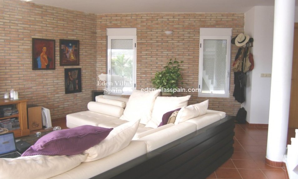 Segunda Mano - Casa de campo - Alicante