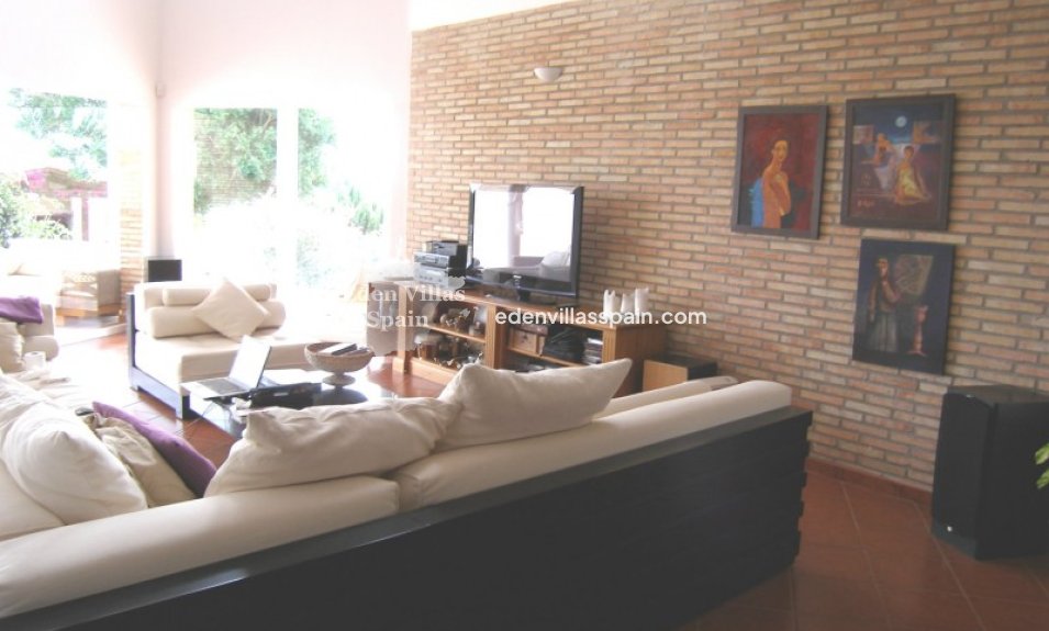 Segunda Mano - Casa de campo - Alicante