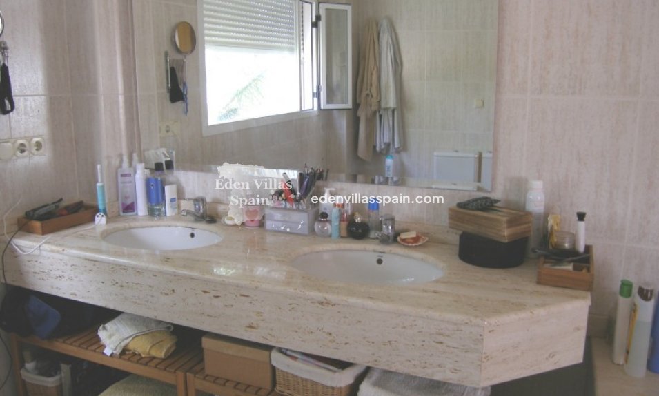 Segunda Mano - Casa de campo - Alicante