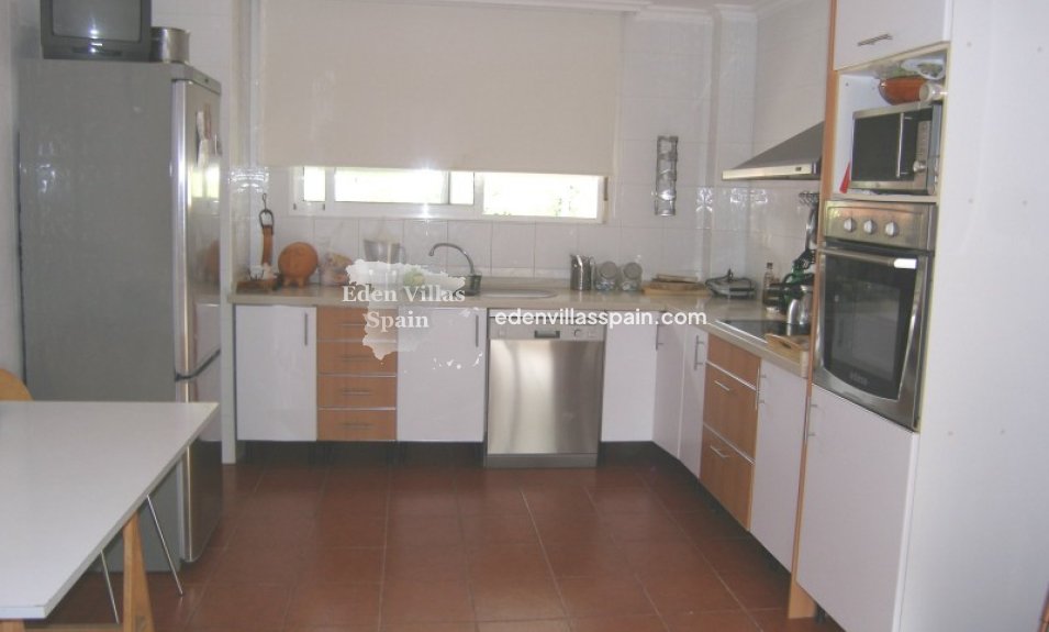 Segunda Mano - Casa de campo - Alicante