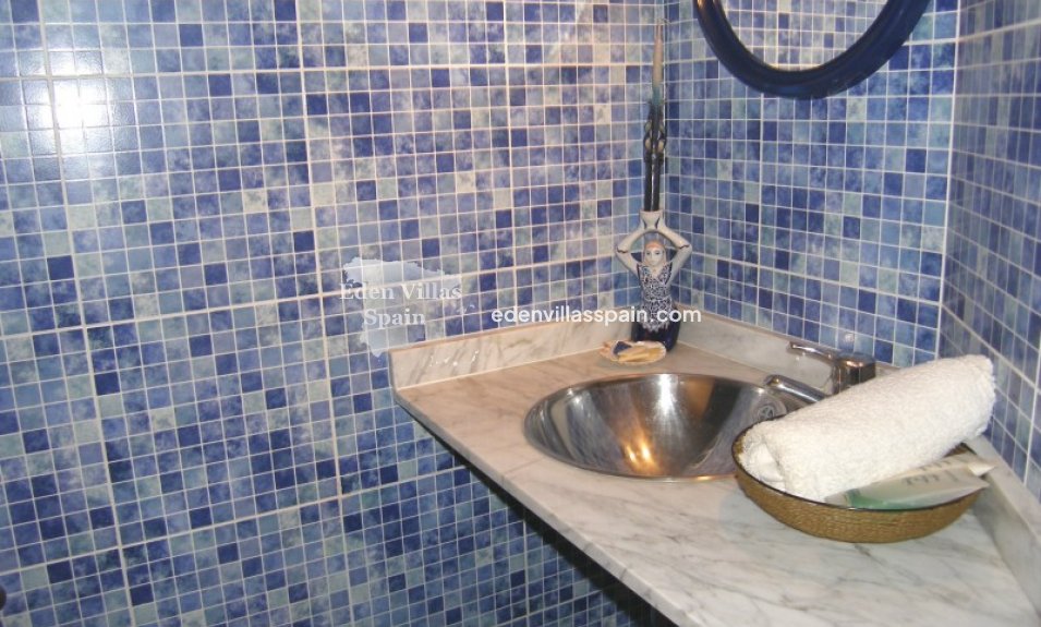 Segunda Mano - Casa de campo - Alicante