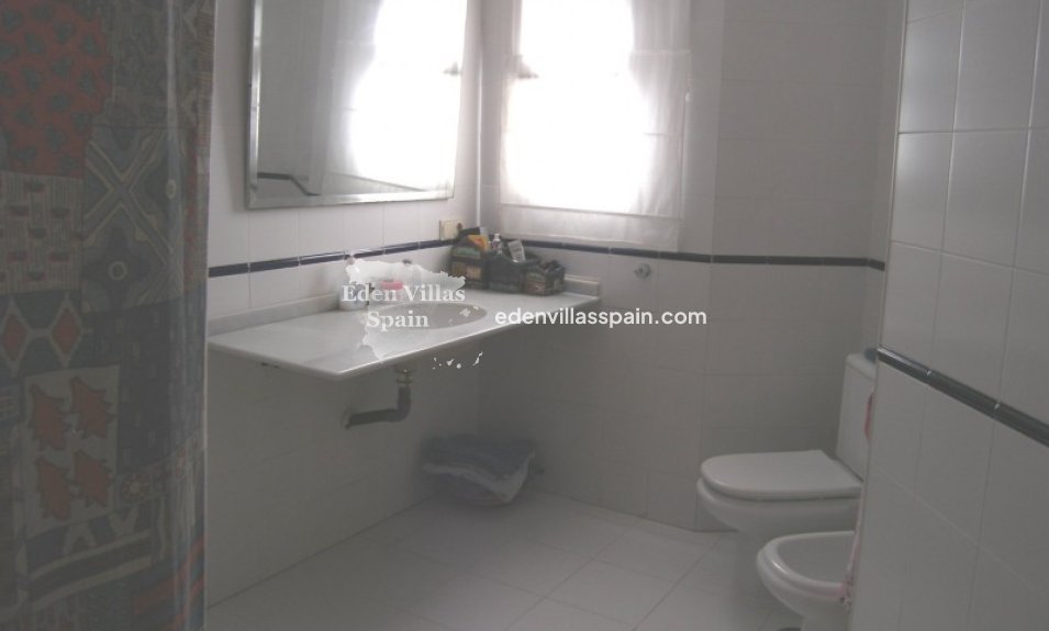 Segunda Mano - Casa de campo - Alicante