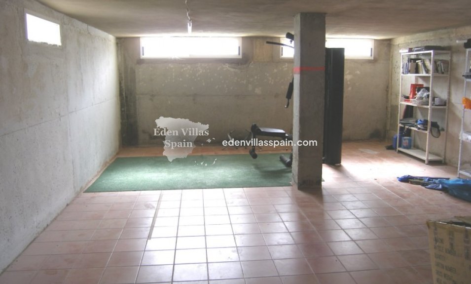 Segunda Mano - Casa de campo - Alicante