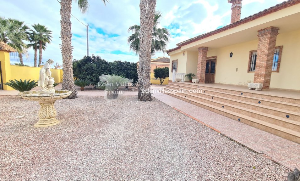 Segunda Mano - Casa de campo - Catral