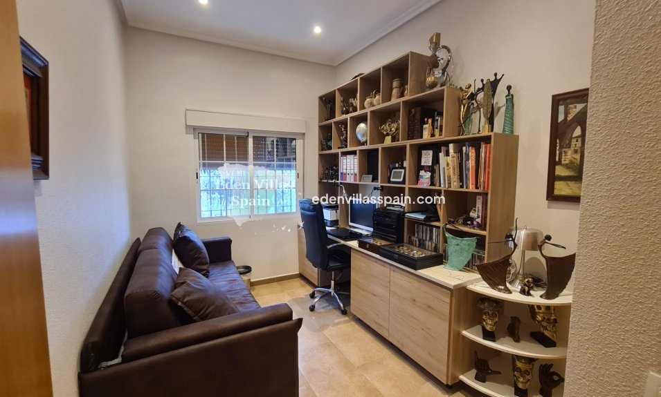 Segunda Mano - Casa de campo - Catral