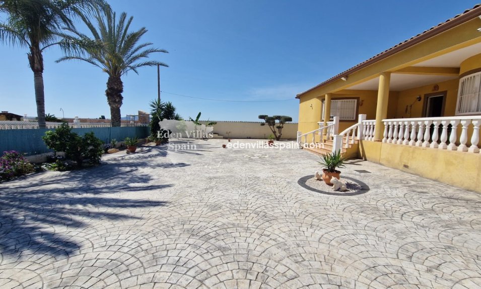 Segunda Mano - Casa de campo - Catral