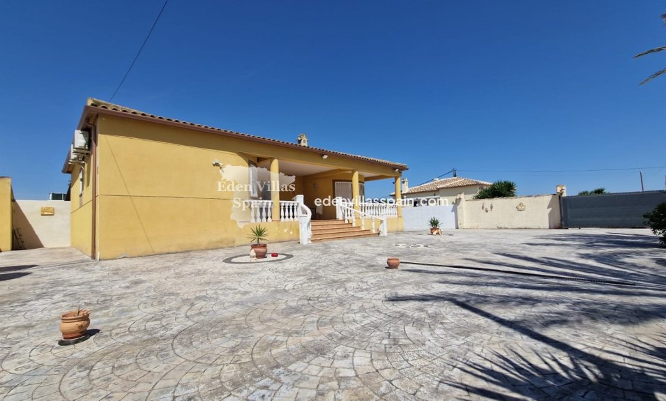 Segunda Mano - Casa de campo - Catral