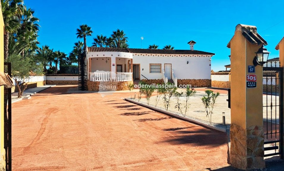 Segunda Mano - Casa de campo - Catral