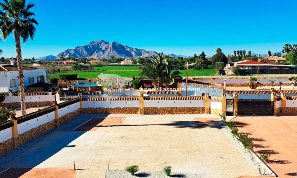 Segunda Mano - Casa de campo - Catral