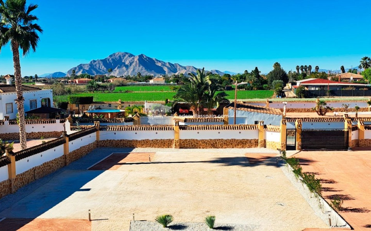 Segunda Mano - Casa de campo - Catral