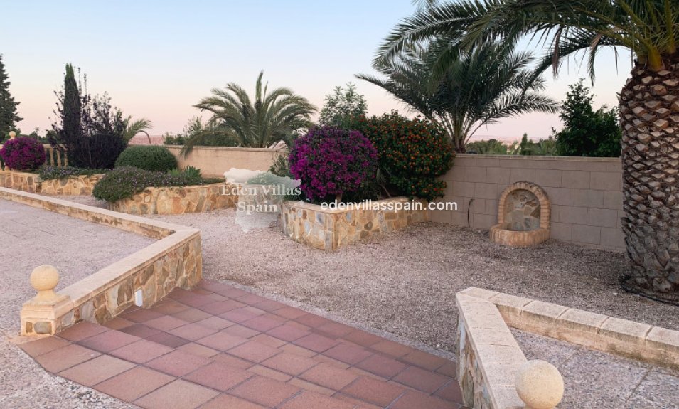 Segunda Mano - Casa de campo - Crevillente