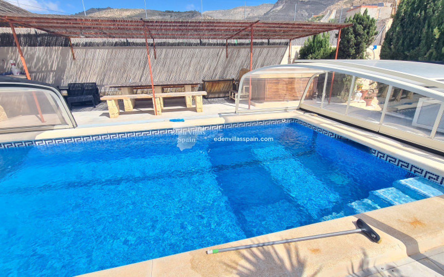 Segunda Mano - Casa de campo - Crevillente