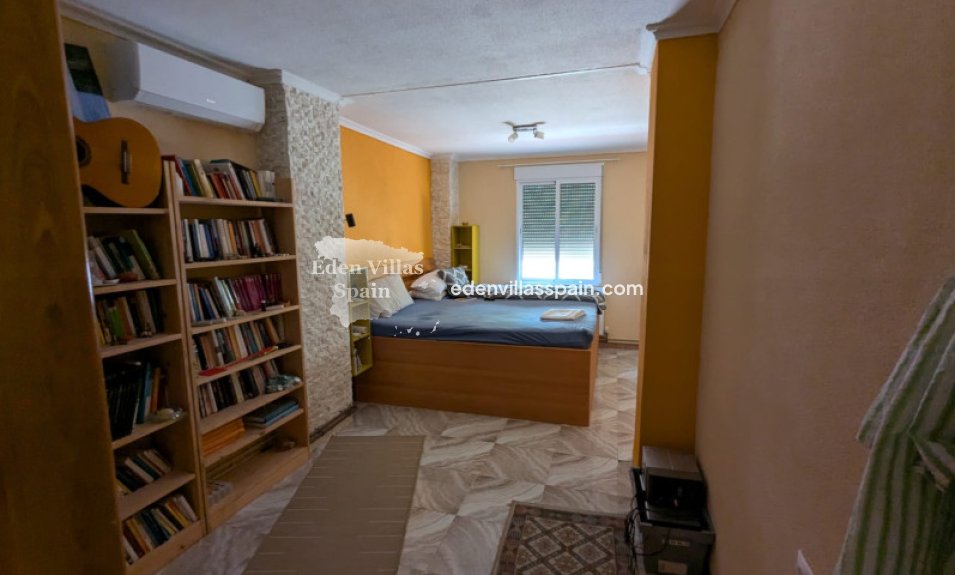 Segunda Mano - Casa de campo - Crevillente