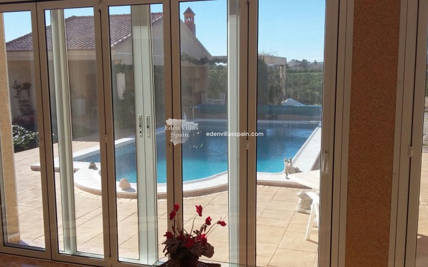 Segunda Mano - Casa de campo - Daya Nueva