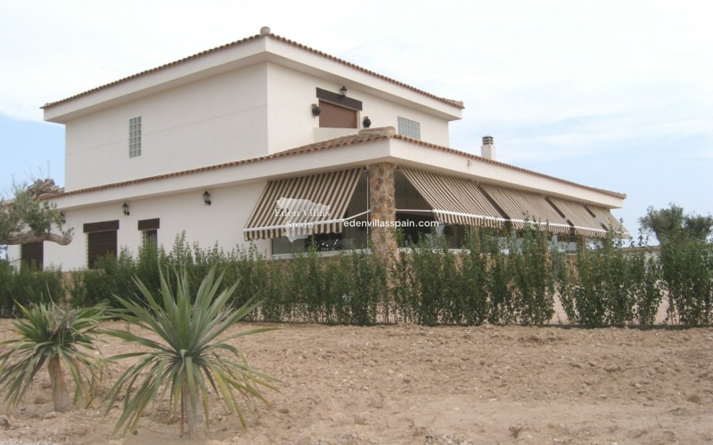 Segunda Mano - Casa de campo - Dolores