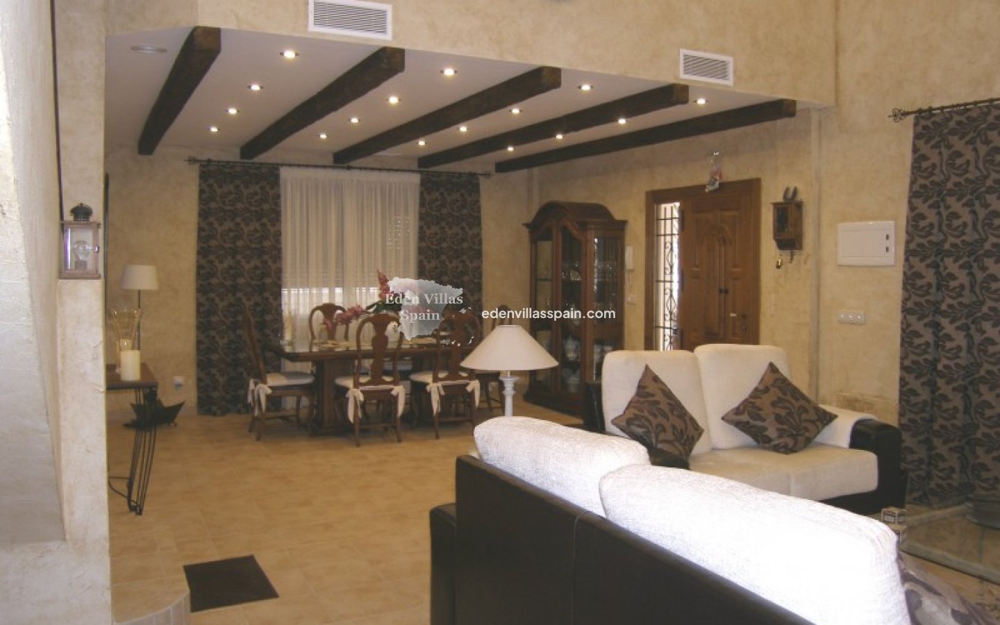 Segunda Mano - Casa de campo - Dolores