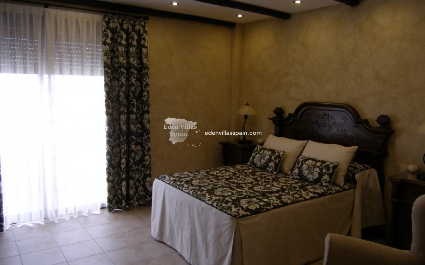 Segunda Mano - Casa de campo - Dolores