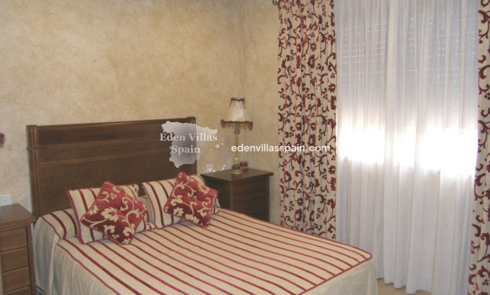 Segunda Mano - Casa de campo - Dolores