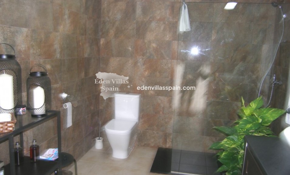 Segunda Mano - Casa de campo - Dolores