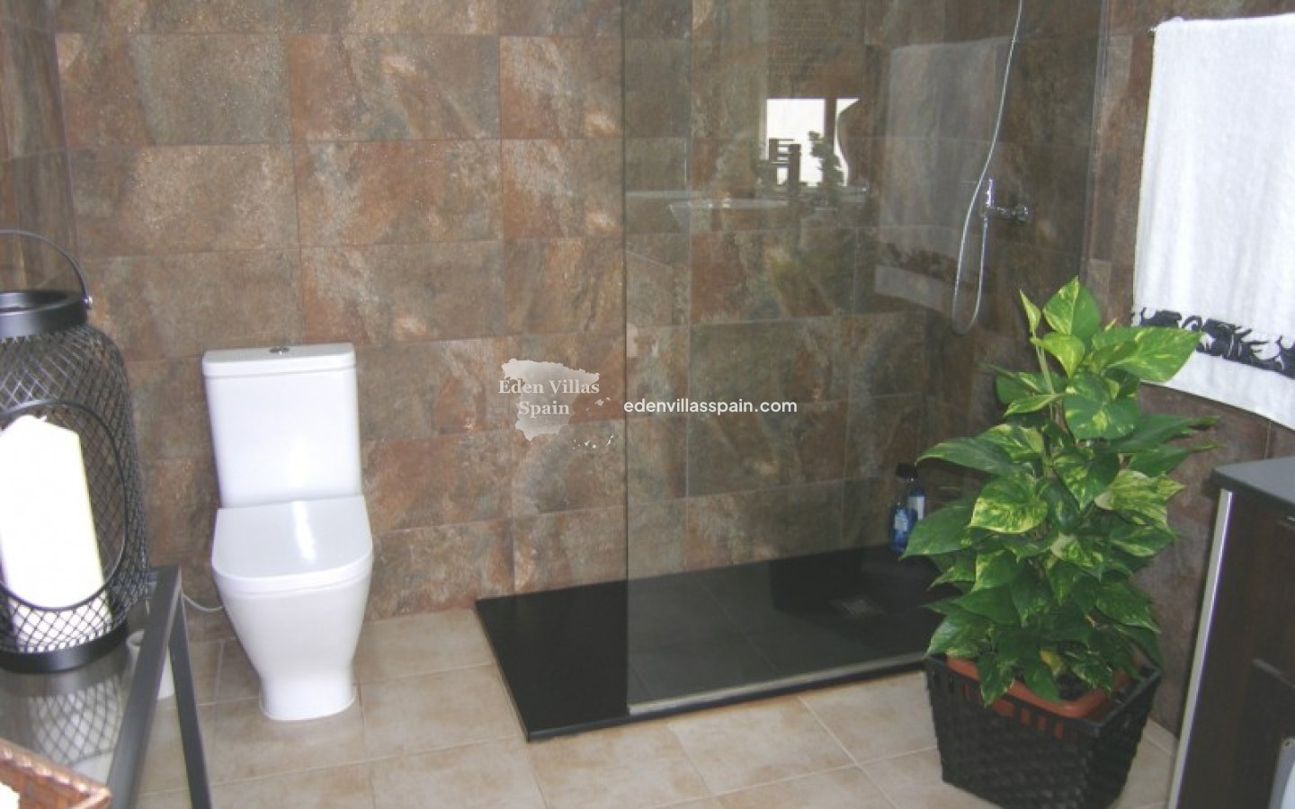 Segunda Mano - Casa de campo - Dolores