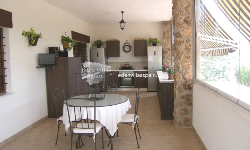 Segunda Mano - Casa de campo - Dolores