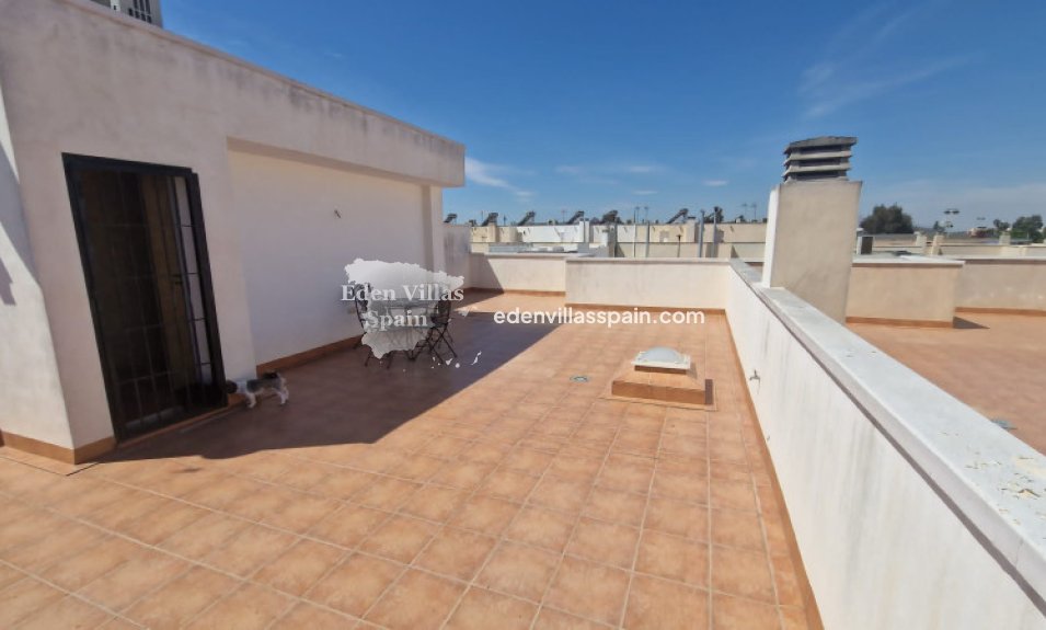 Segunda Mano - Casa de campo - Dolores