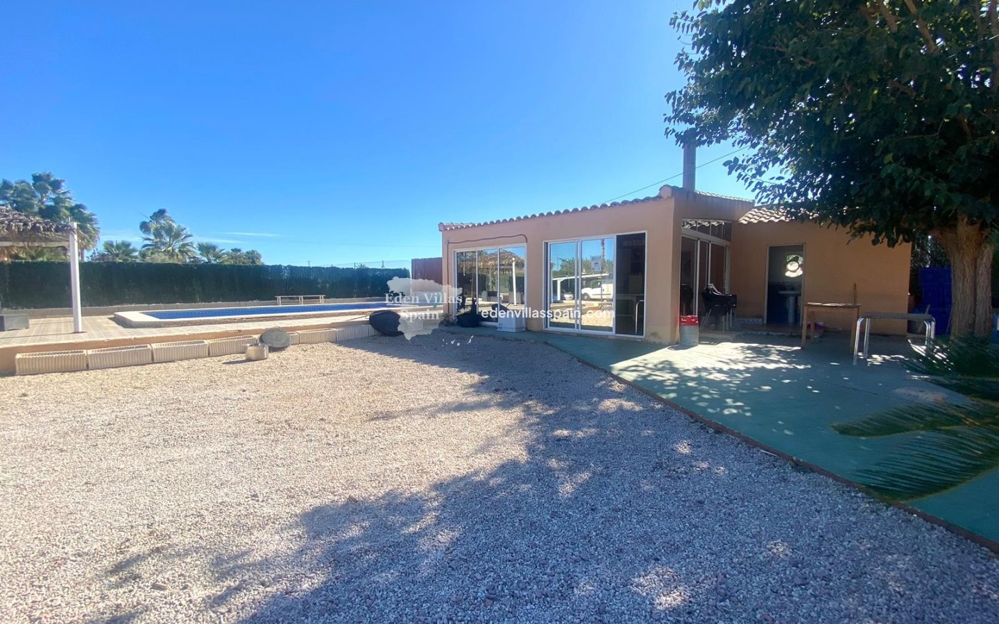 Segunda Mano - Casa de campo - Dolores