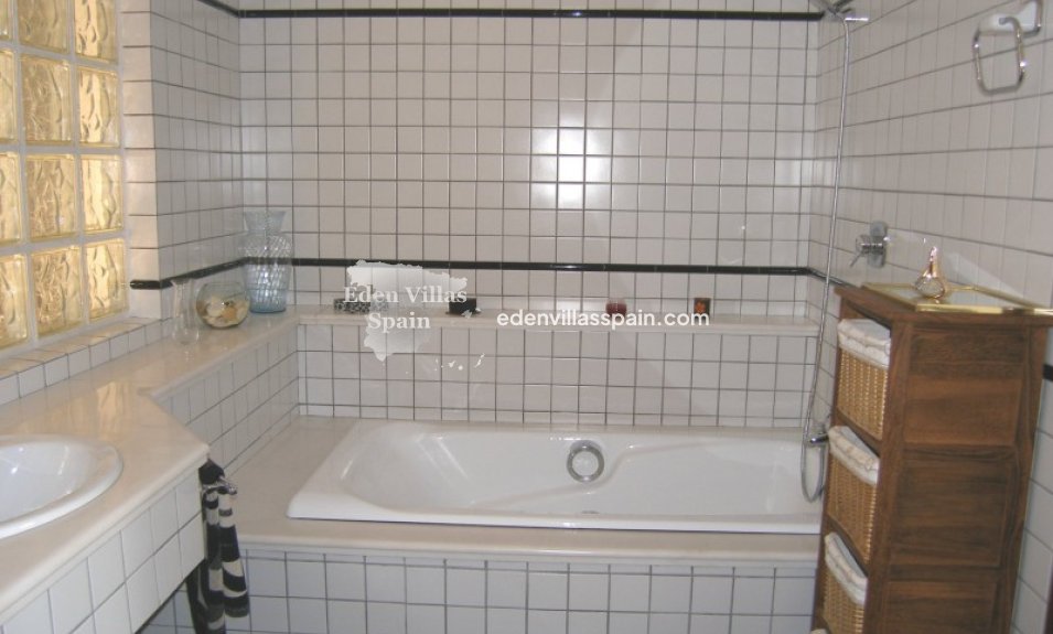 Segunda Mano - Casa de campo - Elche