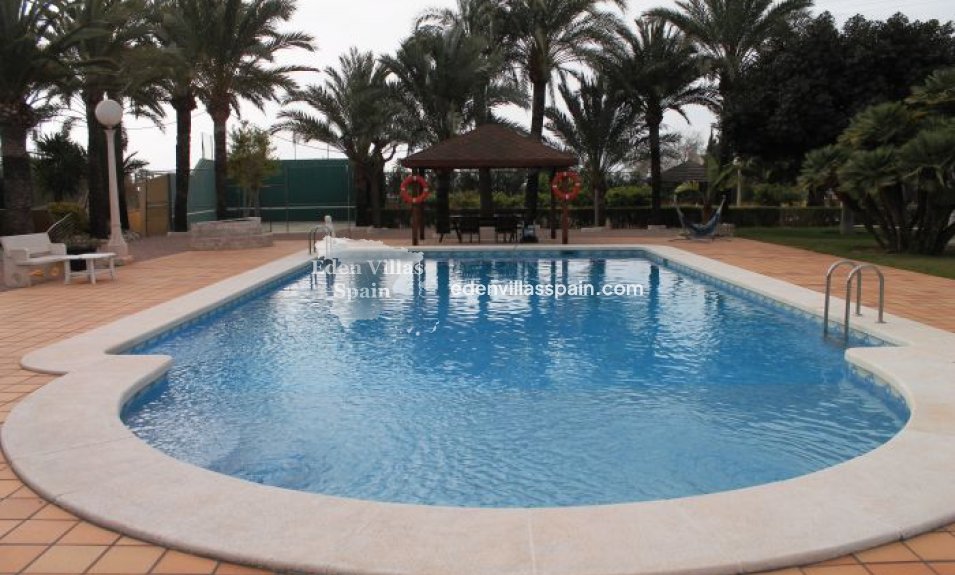 Segunda Mano - Casa de campo - Elche