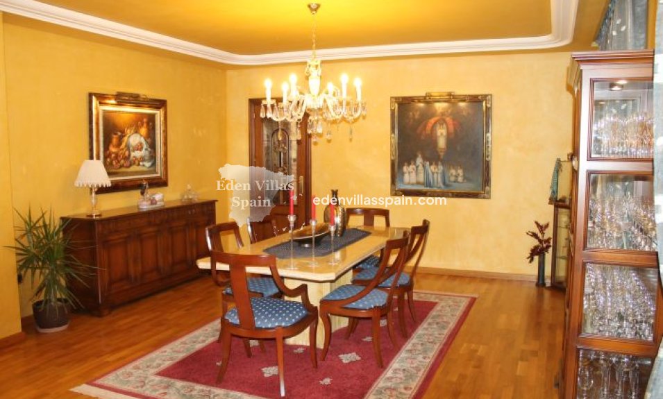 Segunda Mano - Casa de campo - Elche