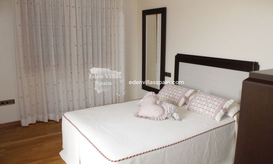 Segunda Mano - Casa de campo - Elche