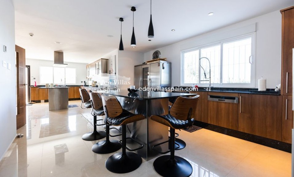 Segunda Mano - Casa de campo - Elche