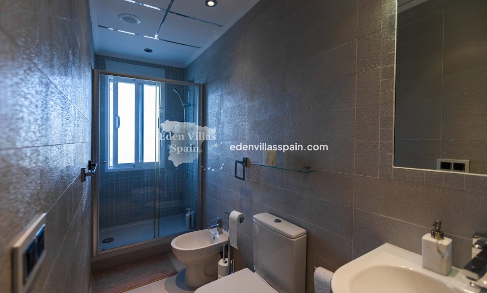 Segunda Mano - Casa de campo - Elche