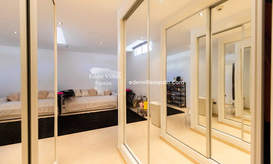 Segunda Mano - Casa de campo - Elche