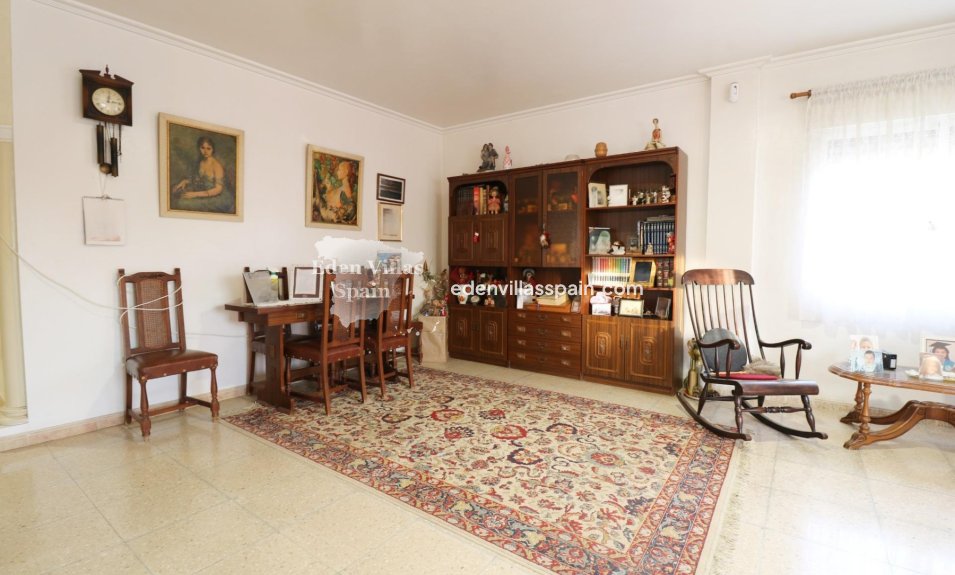 Segunda Mano - Casa de campo - Elche