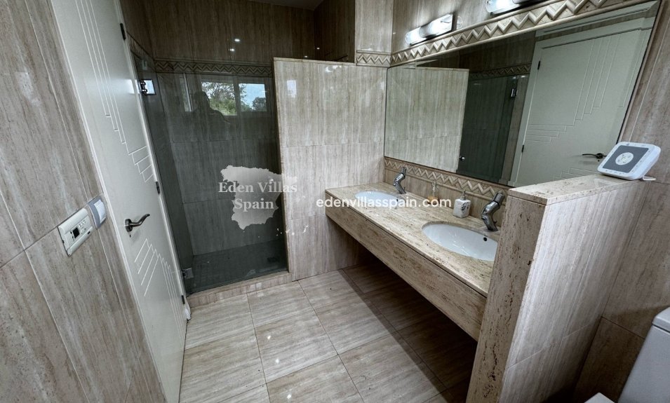 Segunda Mano - Casa de campo - Elche