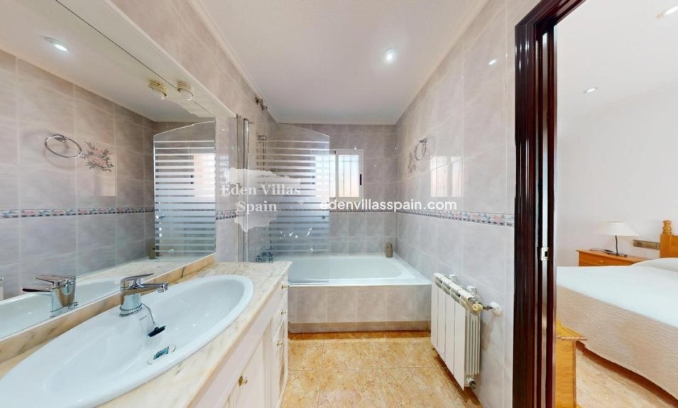 Segunda Mano - Casa de campo - Elche