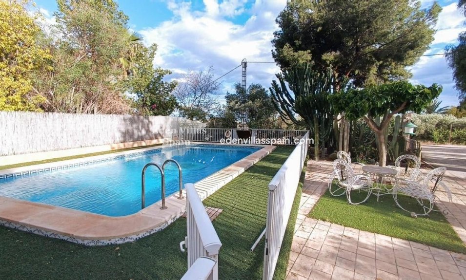 Segunda Mano - Casa de campo - Elche