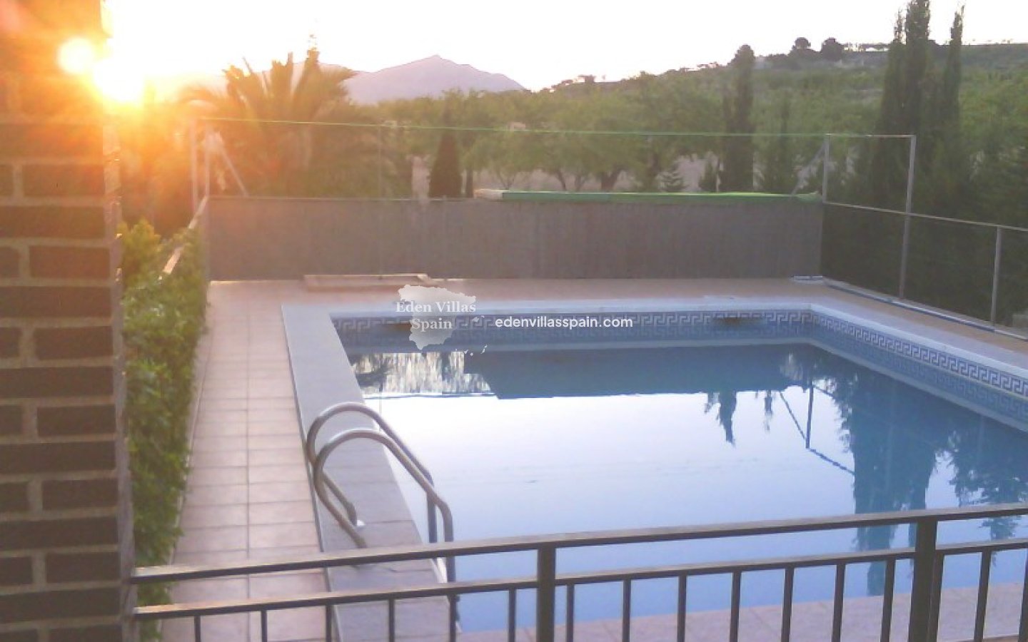 Segunda Mano - Casa de campo - Hondon de los Frailes