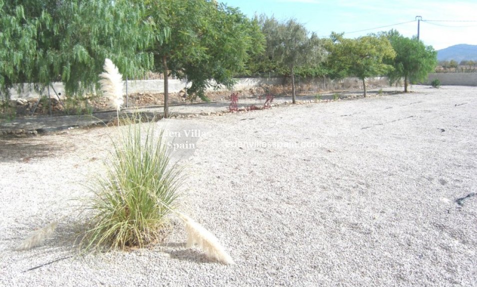Segunda Mano - Casa de campo - Hondon de los Frailes