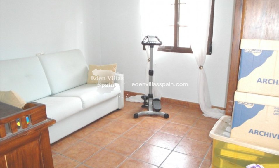 Segunda Mano - Casa de campo - Hondon de los Frailes