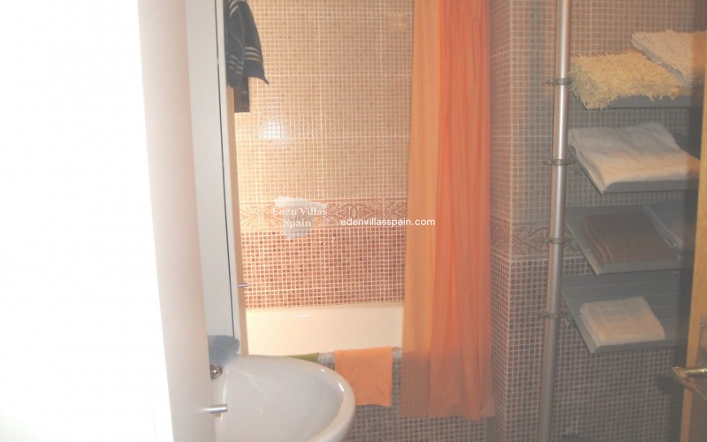 Segunda Mano - Casa de campo - Hondon de los Frailes