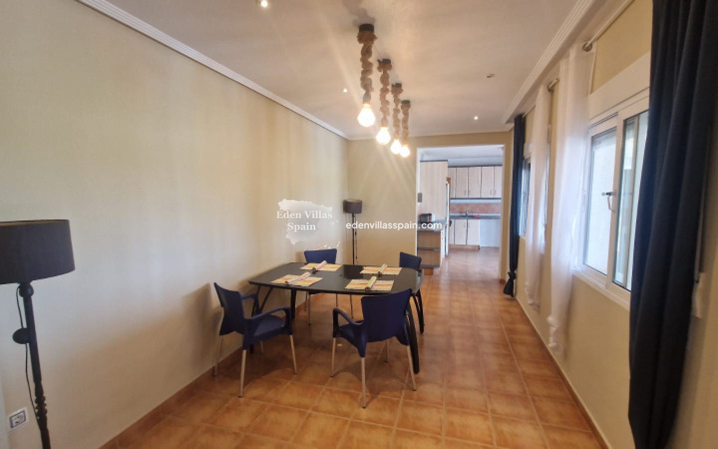 Segunda Mano - Casa de campo - La Marina