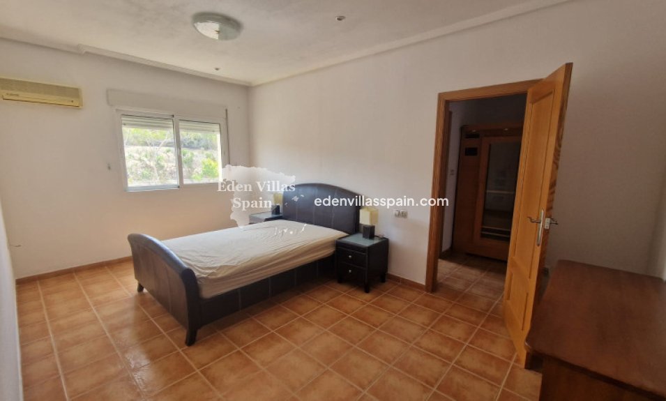 Segunda Mano - Casa de campo - La Marina