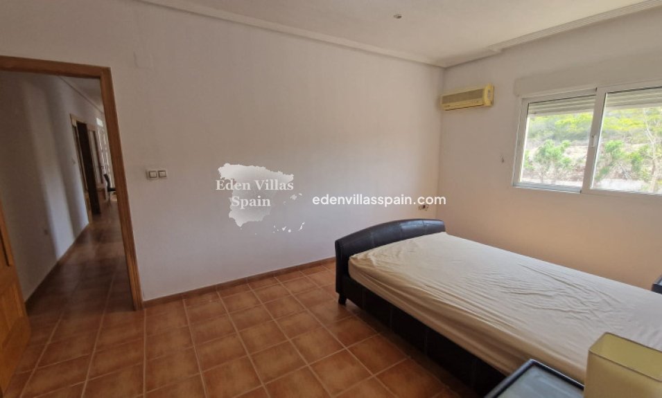 Segunda Mano - Casa de campo - La Marina