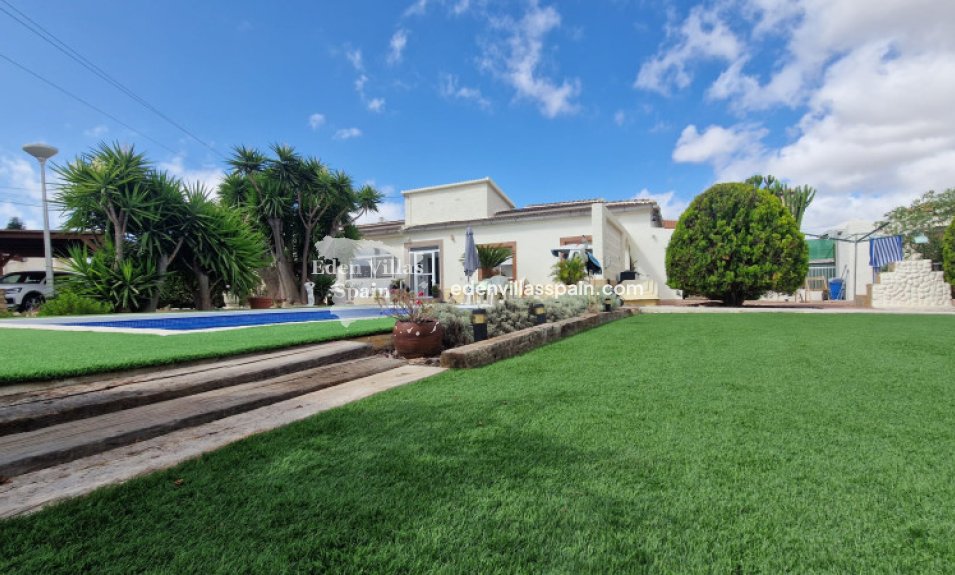 Segunda Mano - Casa de campo - La Marina