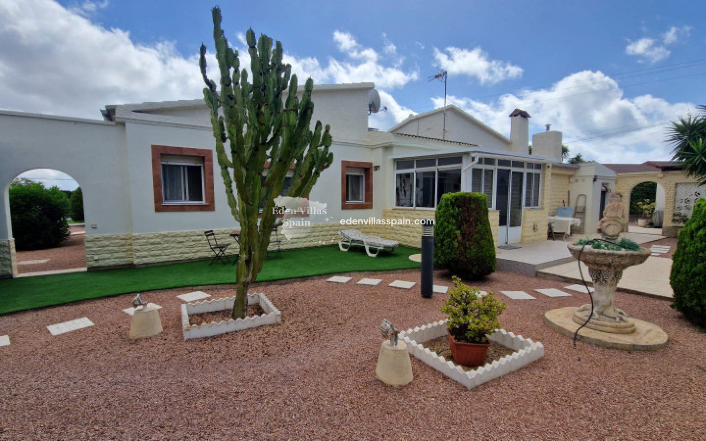 Segunda Mano - Casa de campo - La Marina