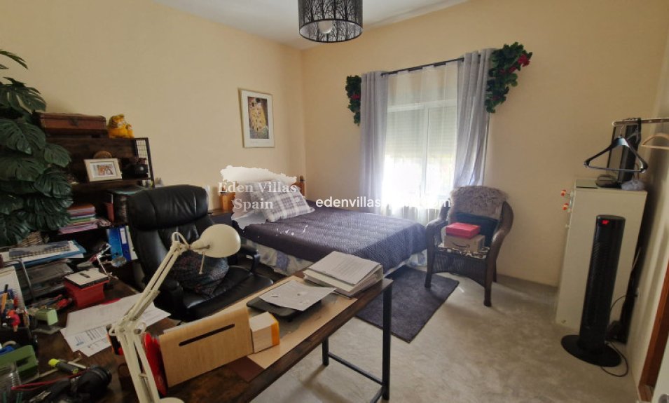 Segunda Mano - Casa de campo - La Marina