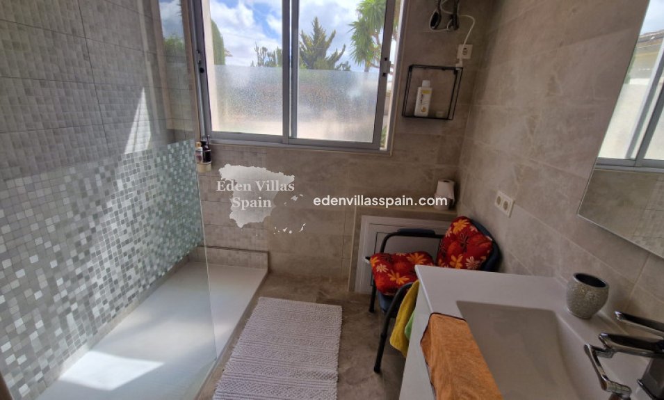 Segunda Mano - Casa de campo - La Marina