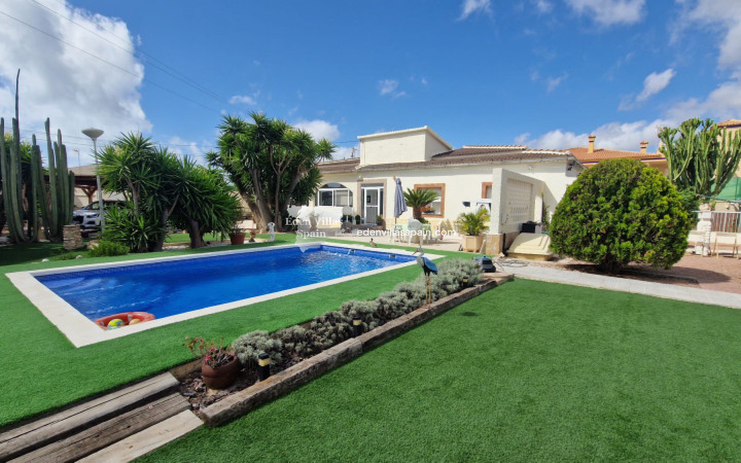 Segunda Mano - Casa de campo - La Marina